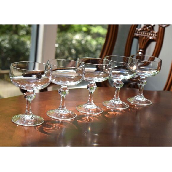 Set of 5 Mid Century Crystal Champagne Coupes - Faceted Stem Cocktail Glasses - Picture 4 of 8